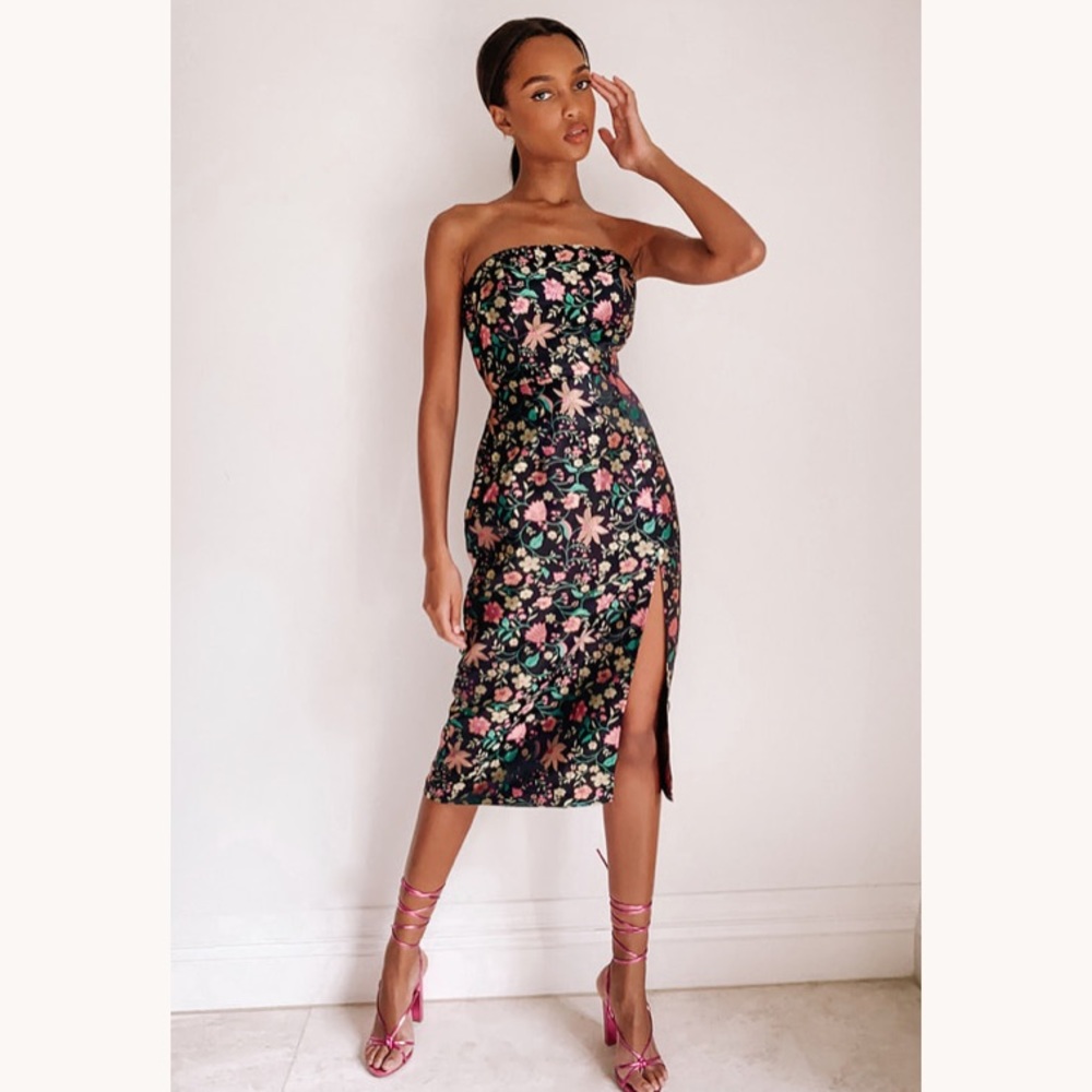 XL Lulus Make a Move Satin floral midi dress